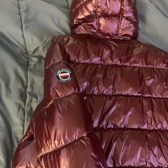 Tommy Hilfiger metallic bubble jacket - Picture 5 of 8